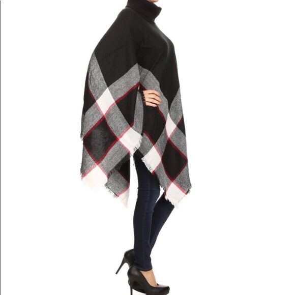 New Plaid Black & Grey Knit Poncho Oversized Comfy Lounge Turtleneck Preppy - Picture 4 of 5